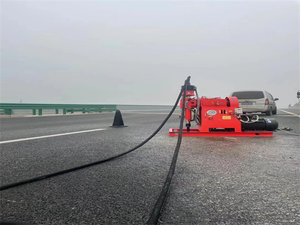 隆尧马路路基路面开裂下沉注浆加固灌浆